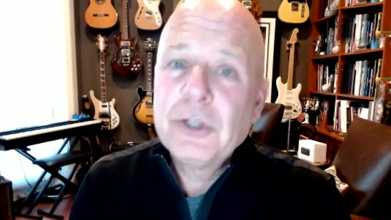 Shep Hyken at a summit hosted by Shihan Sheriff